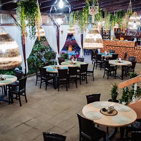 Hotel Roxy & Maryo Eforie Nord Εξωτερικό φωτογραφία